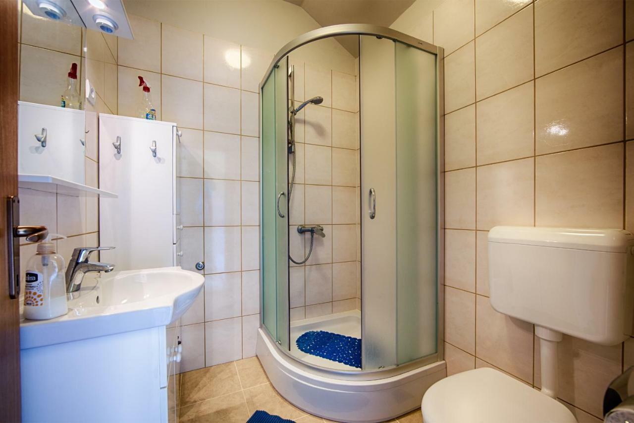 Betini Apartments - Authentic Island Escape Komiža Exteriér fotografie